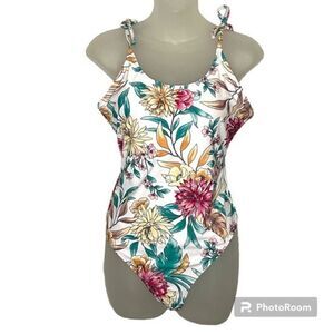 Tahiti White Floral One Piece Swimsuit Size Medium